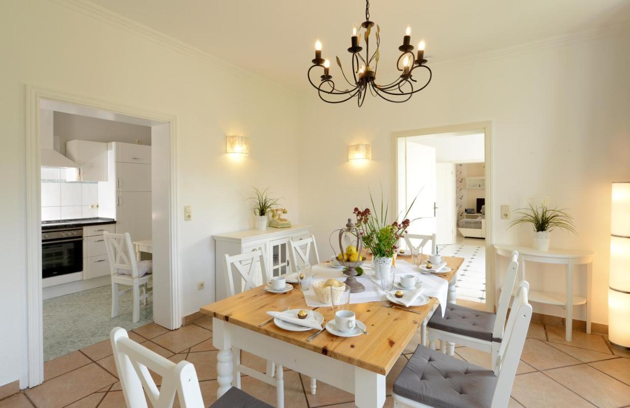 Ferienhaus für 8 Personen mit Kamin&Terrasse Boltenhagen  Exterior foto