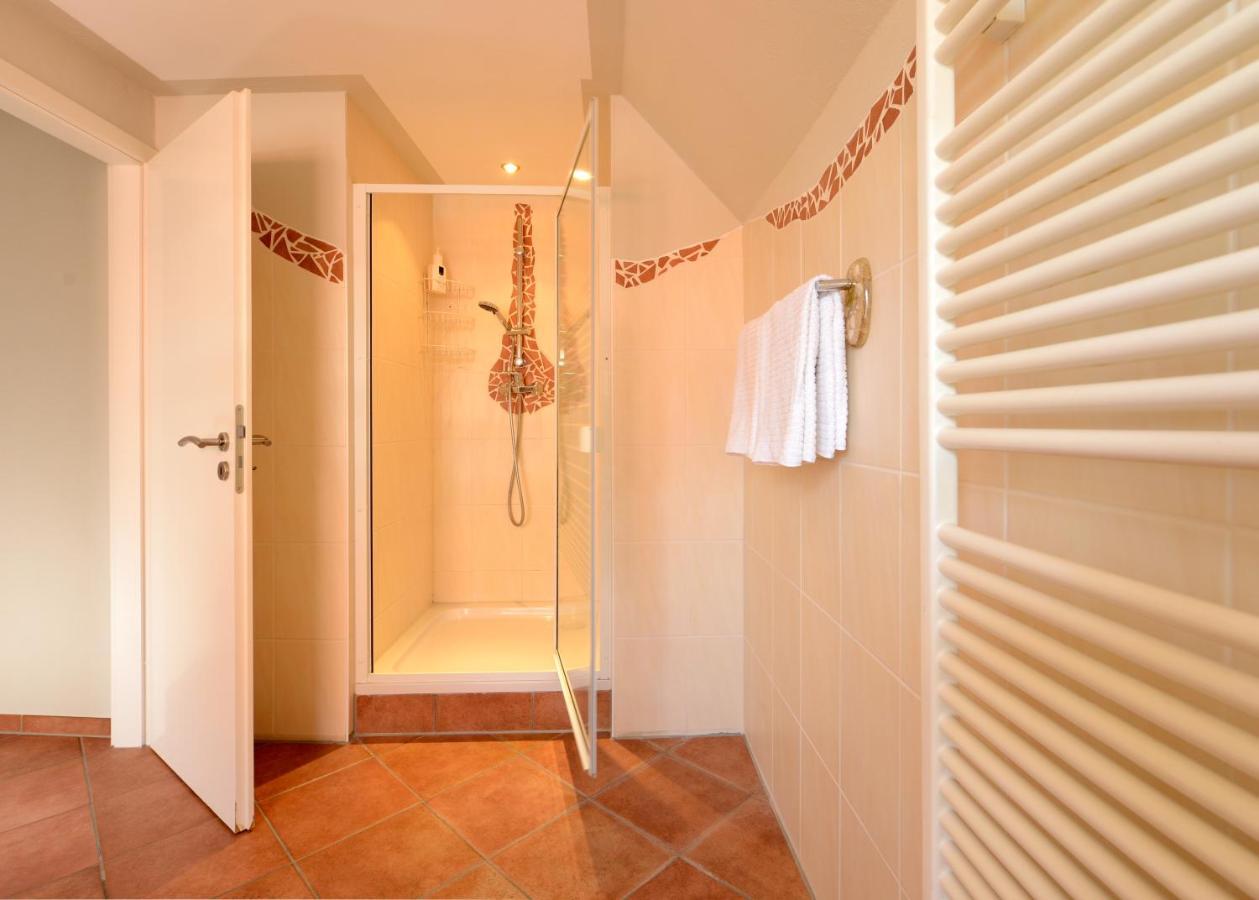 Ferienhaus für 8 Personen mit Kamin&Terrasse Boltenhagen  Exterior foto