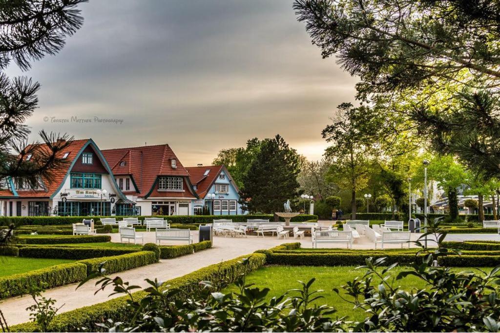 Ferienhaus für 8 Personen mit Kamin&Terrasse Boltenhagen  Exterior foto